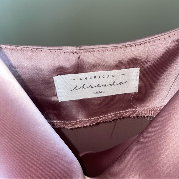 American Threads Metallic cowl-neck tank top - Picture 2 of 3